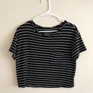 Cropped T-shirt with pocket